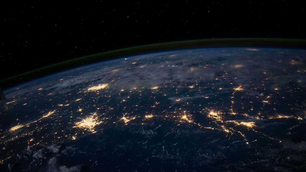 AI Automation & Intelligent CRMs: How Modern Enterprises Eliminate Manual Work in 2026
